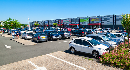 Les boutiques du centre commercial Parc des Bouchardes